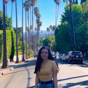 Meet your Posher, Elpida